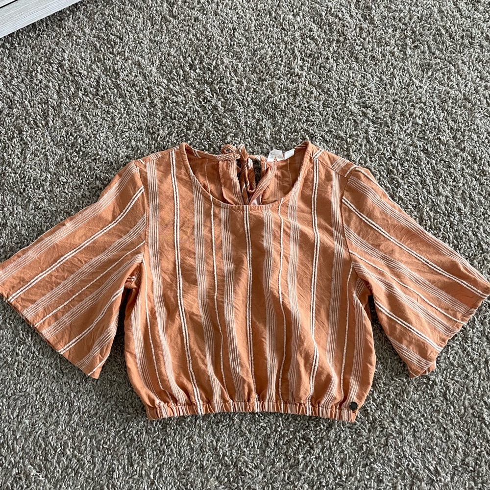 Roxy crop top!